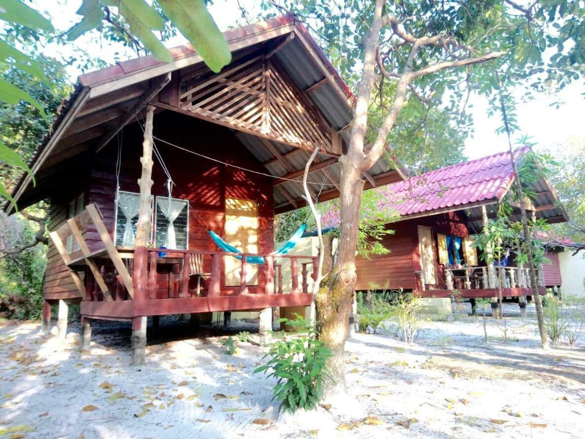 Lucky Resort 阁帕延岛 外观 照片
