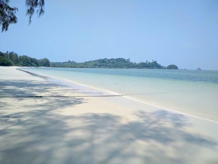 Lucky Resort 阁帕延岛 外观 照片